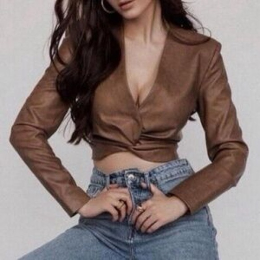 7 For All Mankind Faux Leather Long Sleeve Twist Front Crop Top Size S NWT